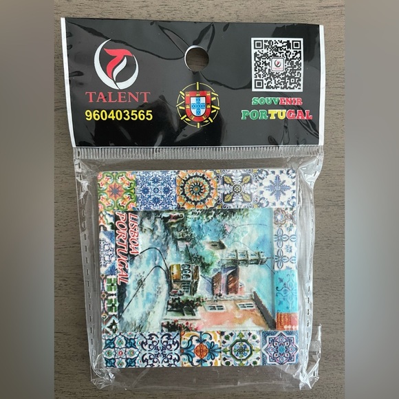 Lisbon Portugal Tram Tourist Travel Gift Souvenir 3D Resin Fridge Magnet - Picture 2 of 3